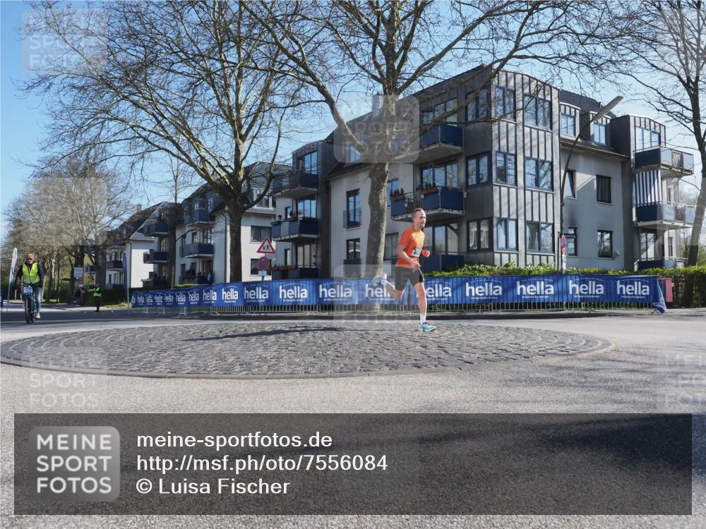 06.04.2025 - 44. Internationalen Wilhelmsburger Insellauf Luisa Fischer http://msf.ph/oto/7556084 06.04.2025 10:05:22 Ziel  meine-sportfotos.de