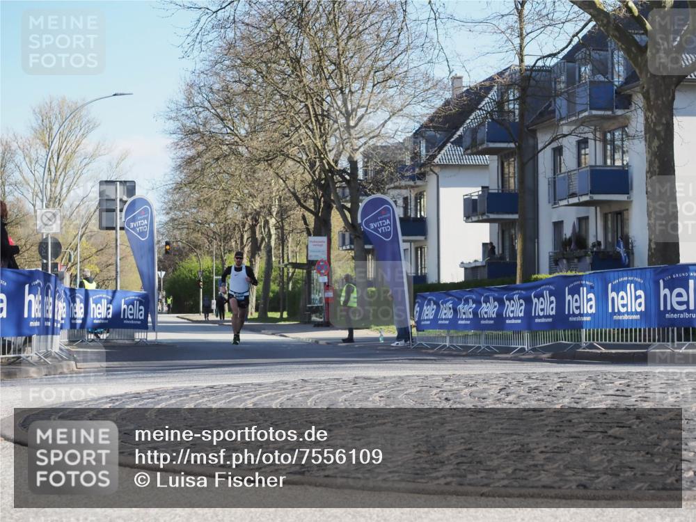 06.04.2025 - 44. Internationalen Wilhelmsburger Insellauf Luisa Fischer http://msf.ph/oto/7556109 06.04.2025 10:07:24 Ziel  meine-sportfotos.de
