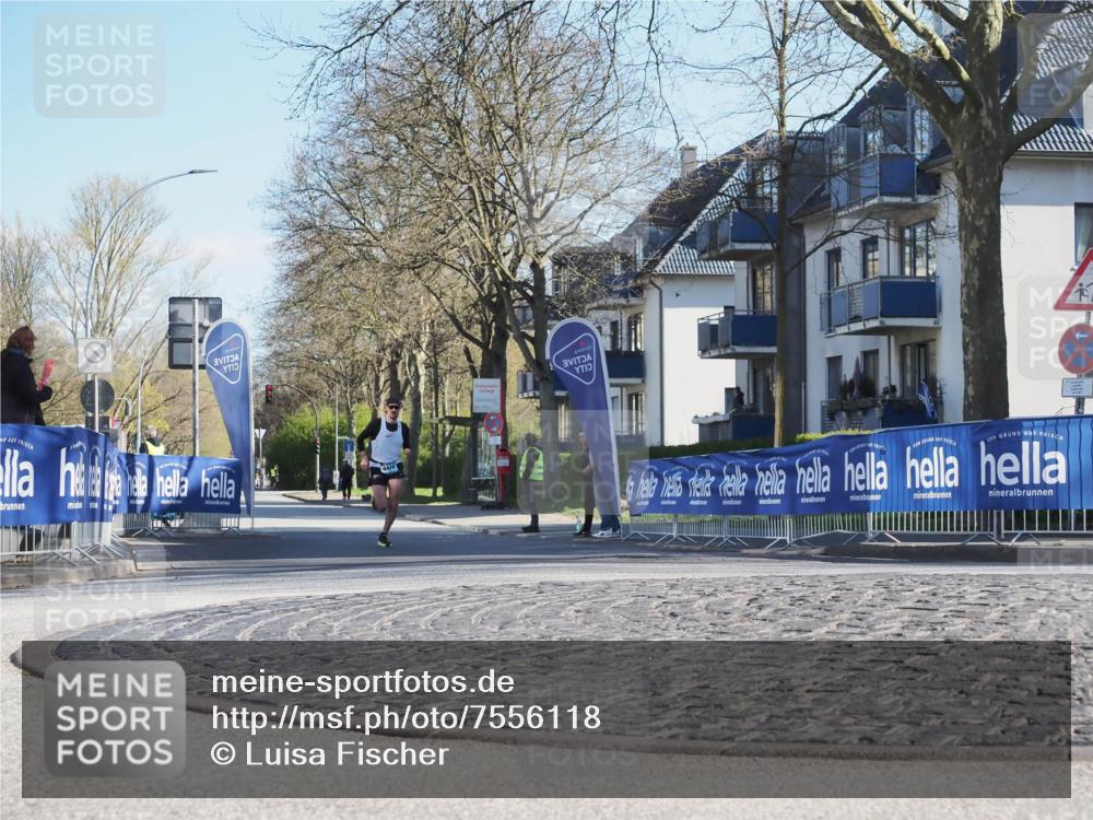 06.04.2025 - 44. Internationalen Wilhelmsburger Insellauf Luisa Fischer http://msf.ph/oto/7556118 06.04.2025 10:07:25 Ziel  meine-sportfotos.de