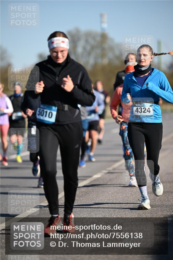 06.04.2025 - 44. Internationalen Wilhelmsburger Insellauf Dr. Thomas Lammeyer http://msf.ph/oto/7556138 06.04.2025 09:31:57 Laufen 5010, 4324 meine-sportfotos.de