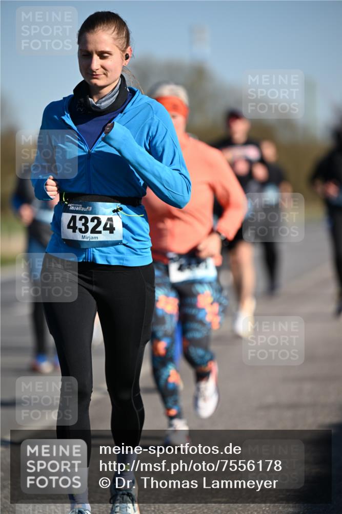 06.04.2025 - 44. Internationalen Wilhelmsburger Insellauf Dr. Thomas Lammeyer http://msf.ph/oto/7556178 06.04.2025 09:31:59 Laufen 4324 meine-sportfotos.de