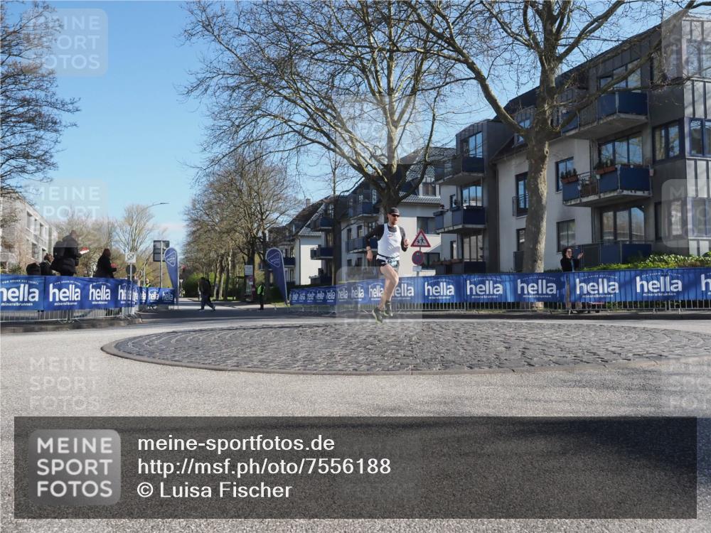 06.04.2025 - 44. Internationalen Wilhelmsburger Insellauf Luisa Fischer http://msf.ph/oto/7556188 06.04.2025 10:07:28 Ziel  meine-sportfotos.de