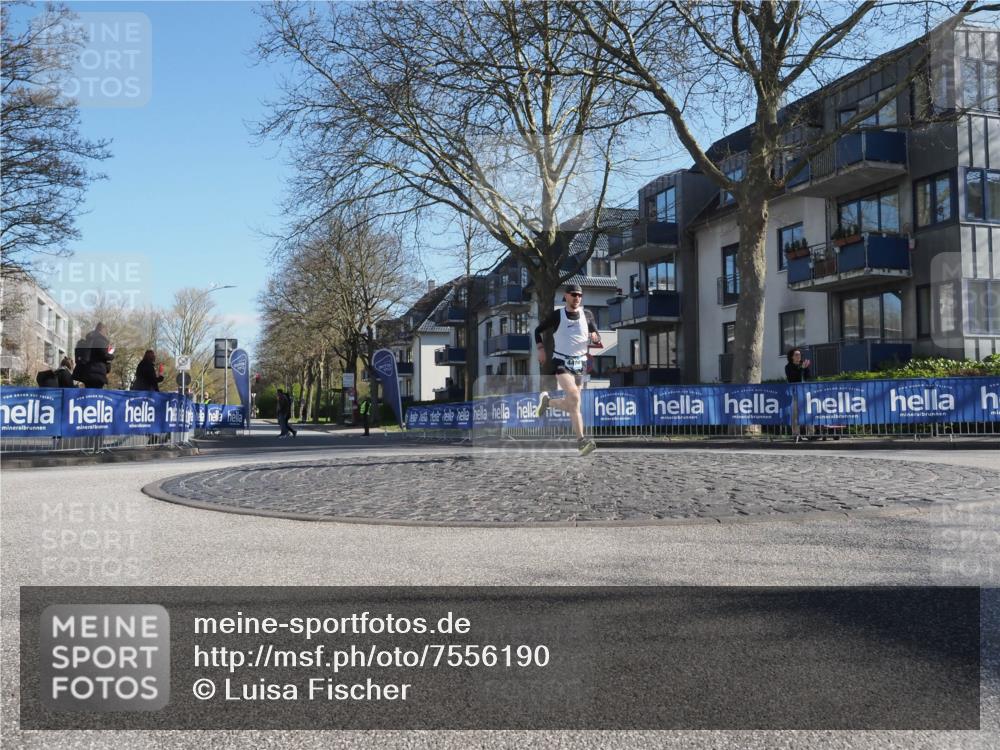 06.04.2025 - 44. Internationalen Wilhelmsburger Insellauf Luisa Fischer http://msf.ph/oto/7556190 06.04.2025 10:07:28 Ziel  meine-sportfotos.de