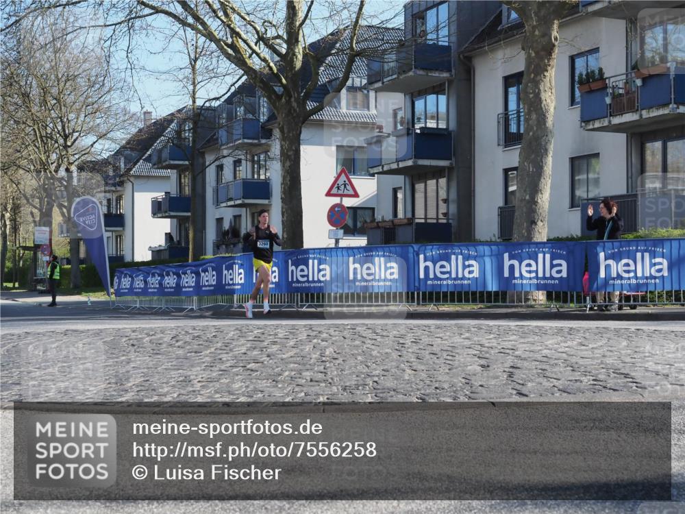 06.04.2025 - 44. Internationalen Wilhelmsburger Insellauf Luisa Fischer http://msf.ph/oto/7556258 06.04.2025 10:07:42 Ziel 3260 meine-sportfotos.de