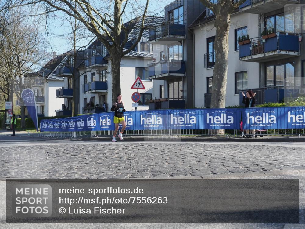 06.04.2025 - 44. Internationalen Wilhelmsburger Insellauf Luisa Fischer http://msf.ph/oto/7556263 06.04.2025 10:07:42 Ziel 3260 meine-sportfotos.de