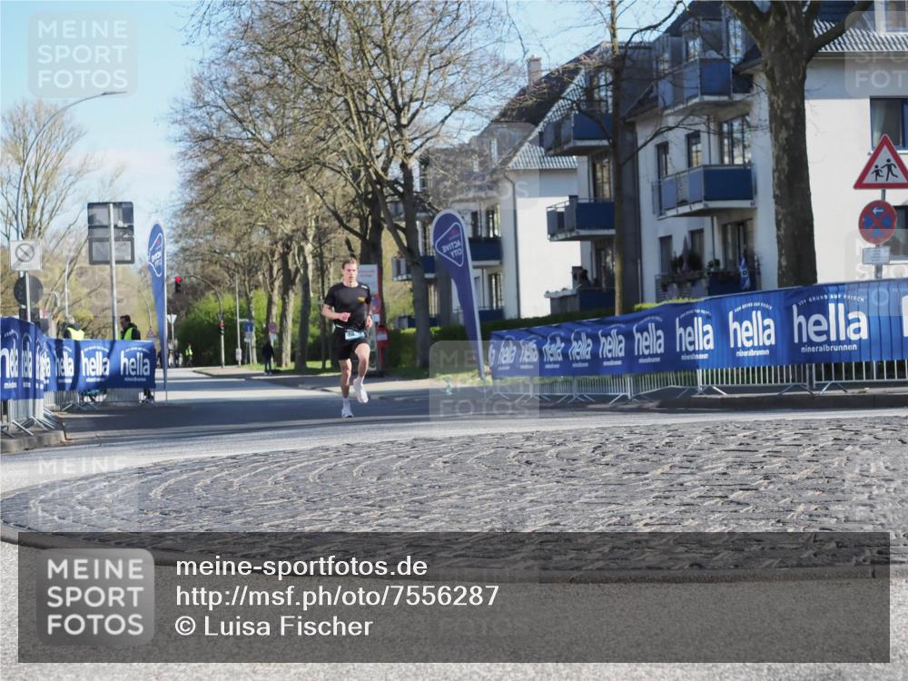 06.04.2025 - 44. Internationalen Wilhelmsburger Insellauf Luisa Fischer http://msf.ph/oto/7556287 06.04.2025 10:08:15 Ziel  meine-sportfotos.de