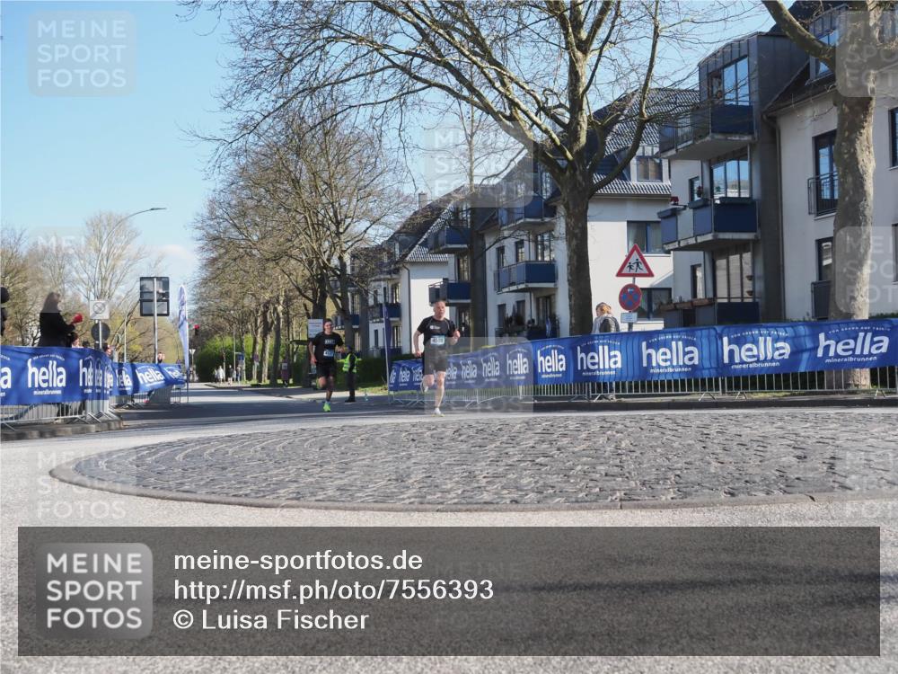 06.04.2025 - 44. Internationalen Wilhelmsburger Insellauf Luisa Fischer http://msf.ph/oto/7556393 06.04.2025 10:10:06 Ziel  meine-sportfotos.de
