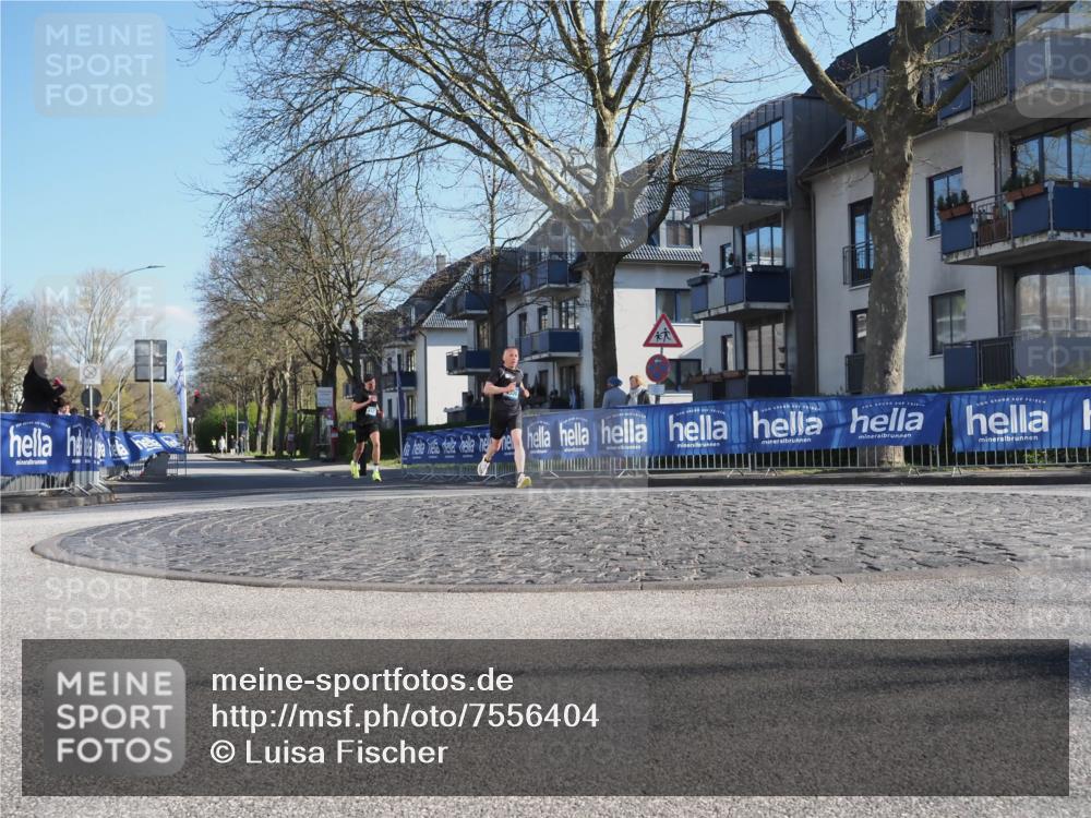 06.04.2025 - 44. Internationalen Wilhelmsburger Insellauf Luisa Fischer http://msf.ph/oto/7556404 06.04.2025 10:10:07 Ziel  meine-sportfotos.de