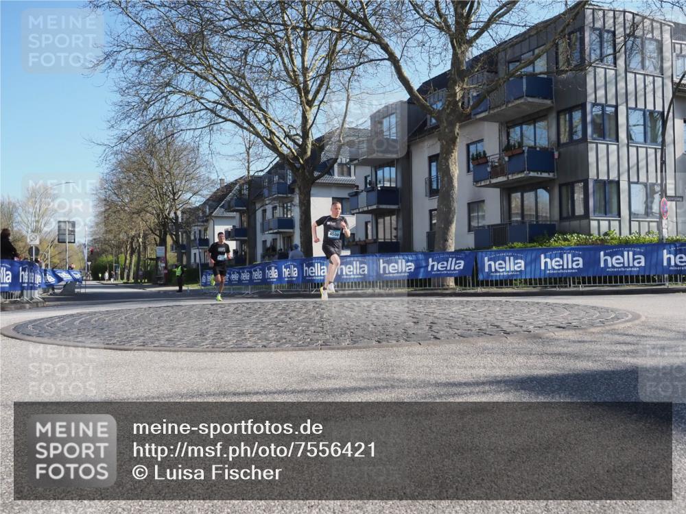 06.04.2025 - 44. Internationalen Wilhelmsburger Insellauf Luisa Fischer http://msf.ph/oto/7556421 06.04.2025 10:10:08 Ziel 4500 meine-sportfotos.de