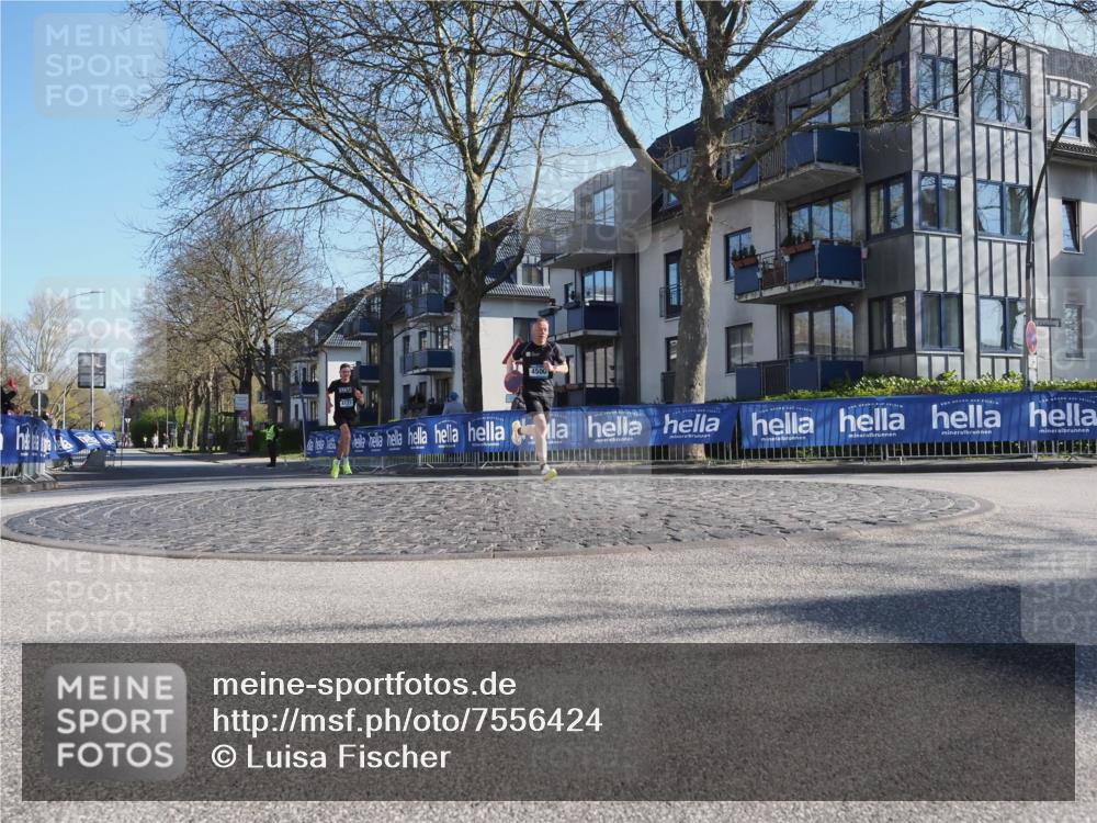 06.04.2025 - 44. Internationalen Wilhelmsburger Insellauf Luisa Fischer http://msf.ph/oto/7556424 06.04.2025 10:10:08 Ziel 4500 meine-sportfotos.de