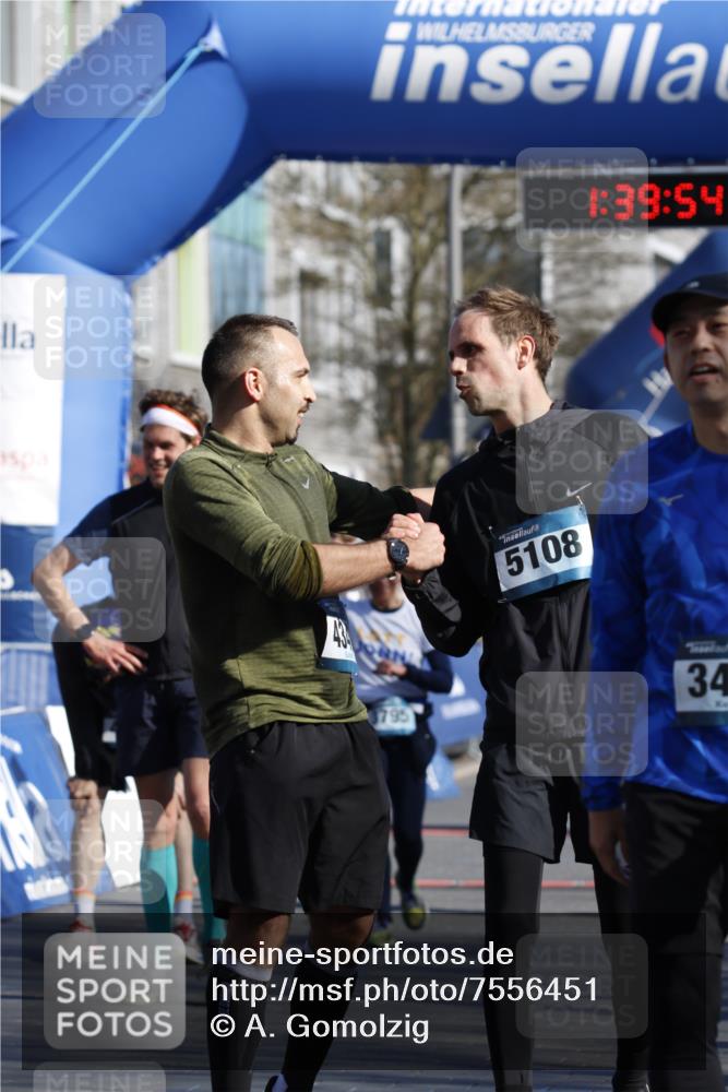 06.04.2025 - 44. Internationalen Wilhelmsburger Insellauf A. Gomolzig http://msf.ph/oto/7556451 06.04.2025 10:29:53 Ziel 3453, 3615, 3795, 3808, 4044, 4121, 4238, 5108 meine-sportfotos.de
