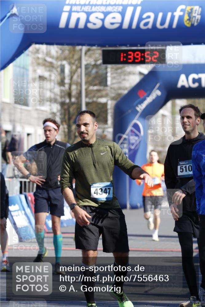 06.04.2025 - 44. Internationalen Wilhelmsburger Insellauf A. Gomolzig http://msf.ph/oto/7556463 06.04.2025 10:29:50 Ziel 3453, 3615, 3793, 3795, 3808, 4044, 4121, 4238, 5108 meine-sportfotos.de