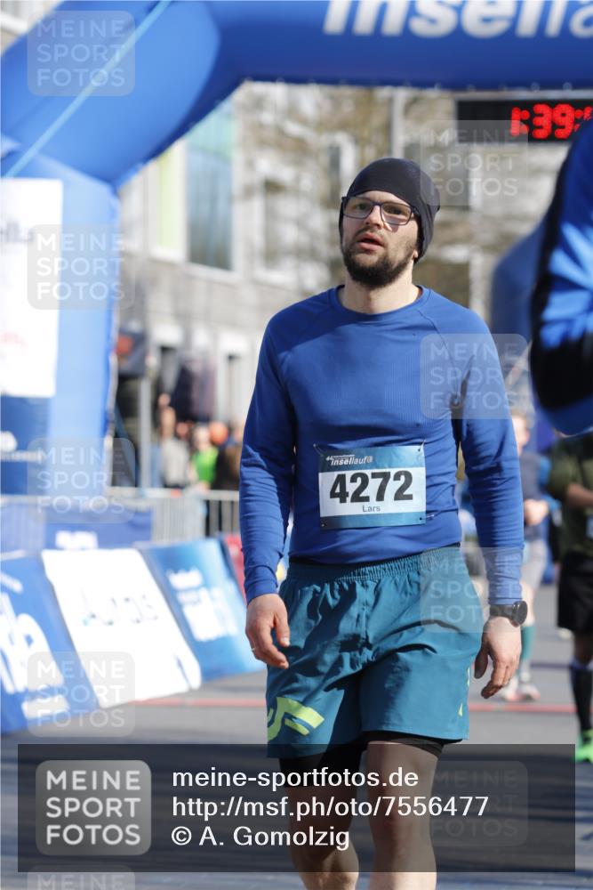 06.04.2025 - 44. Internationalen Wilhelmsburger Insellauf A. Gomolzig http://msf.ph/oto/7556477 06.04.2025 10:29:39 Ziel 3588, 3793, 4102, 4135, 4272, 4347 meine-sportfotos.de