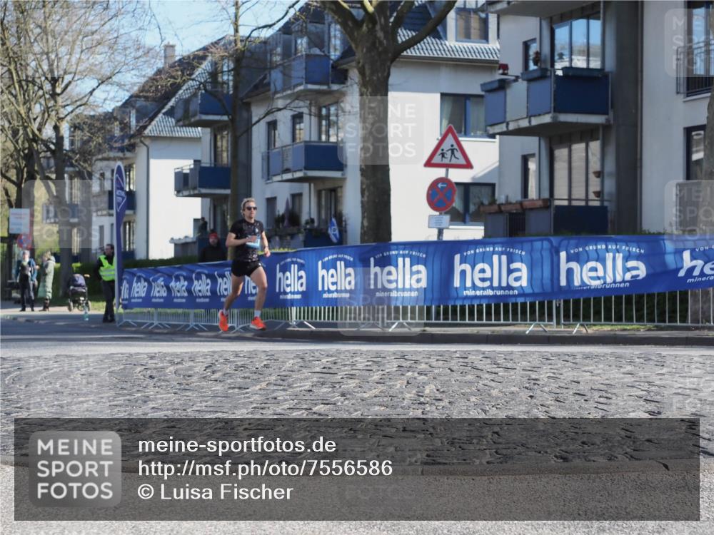 06.04.2025 - 44. Internationalen Wilhelmsburger Insellauf Luisa Fischer http://msf.ph/oto/7556586 06.04.2025 10:11:28 Ziel  meine-sportfotos.de