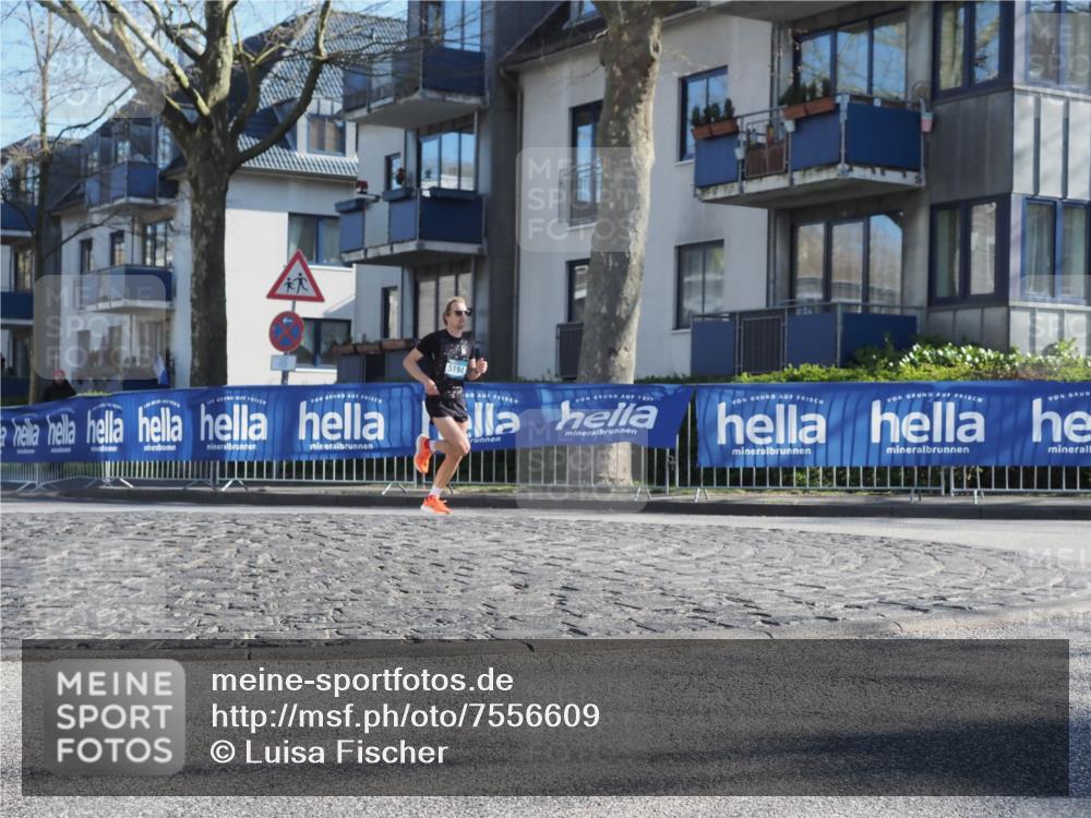 06.04.2025 - 44. Internationalen Wilhelmsburger Insellauf Luisa Fischer http://msf.ph/oto/7556609 06.04.2025 10:11:30 Ziel 5194 meine-sportfotos.de