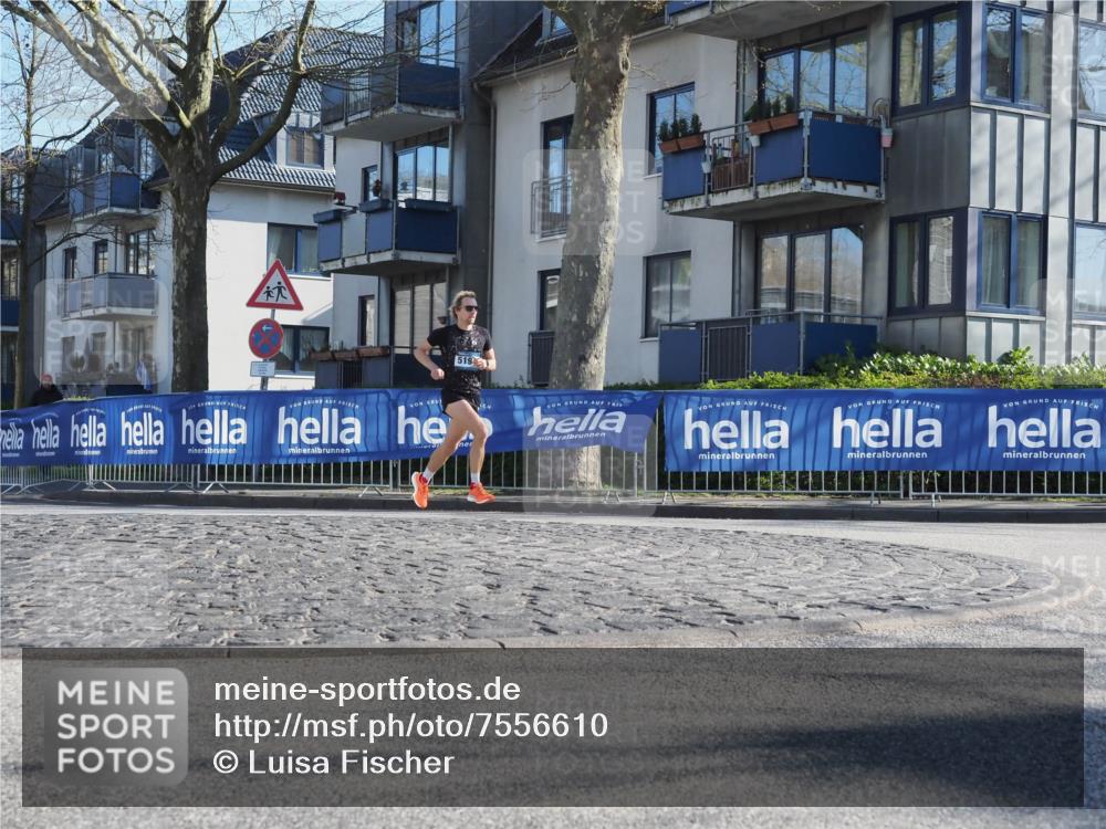 06.04.2025 - 44. Internationalen Wilhelmsburger Insellauf Luisa Fischer http://msf.ph/oto/7556610 06.04.2025 10:11:30 Ziel 519 meine-sportfotos.de