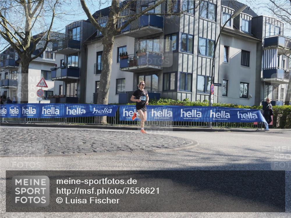 06.04.2025 - 44. Internationalen Wilhelmsburger Insellauf Luisa Fischer http://msf.ph/oto/7556621 06.04.2025 10:11:30 Ziel 5194 meine-sportfotos.de