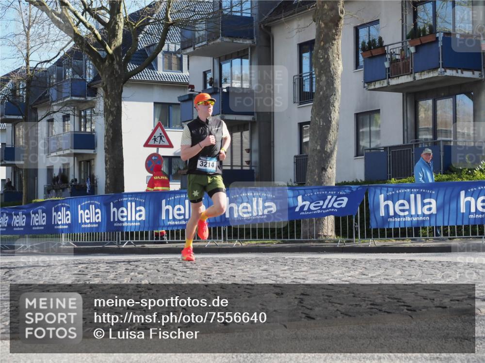 06.04.2025 - 44. Internationalen Wilhelmsburger Insellauf Luisa Fischer http://msf.ph/oto/7556640 06.04.2025 10:11:46 Ziel 3214 meine-sportfotos.de