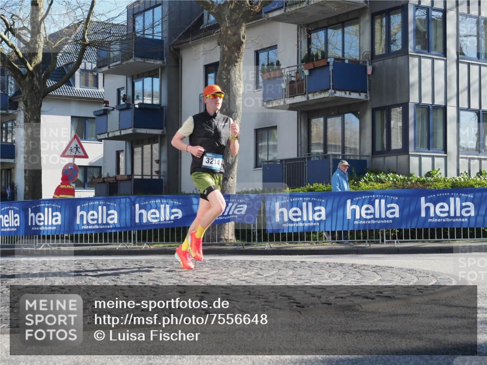 06.04.2025 - 44. Internationalen Wilhelmsburger Insellauf Luisa Fischer http://msf.ph/oto/7556648 06.04.2025 10:11:47 Ziel 3214 meine-sportfotos.de