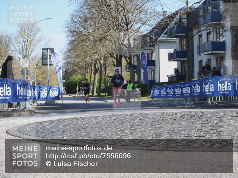 06.04.2025 - 44. Internationalen Wilhelmsburger Insellauf Luisa Fischer http://msf.ph/oto/7556696 06.04.2025 10:12:21 Ziel 4285 meine-sportfotos.de