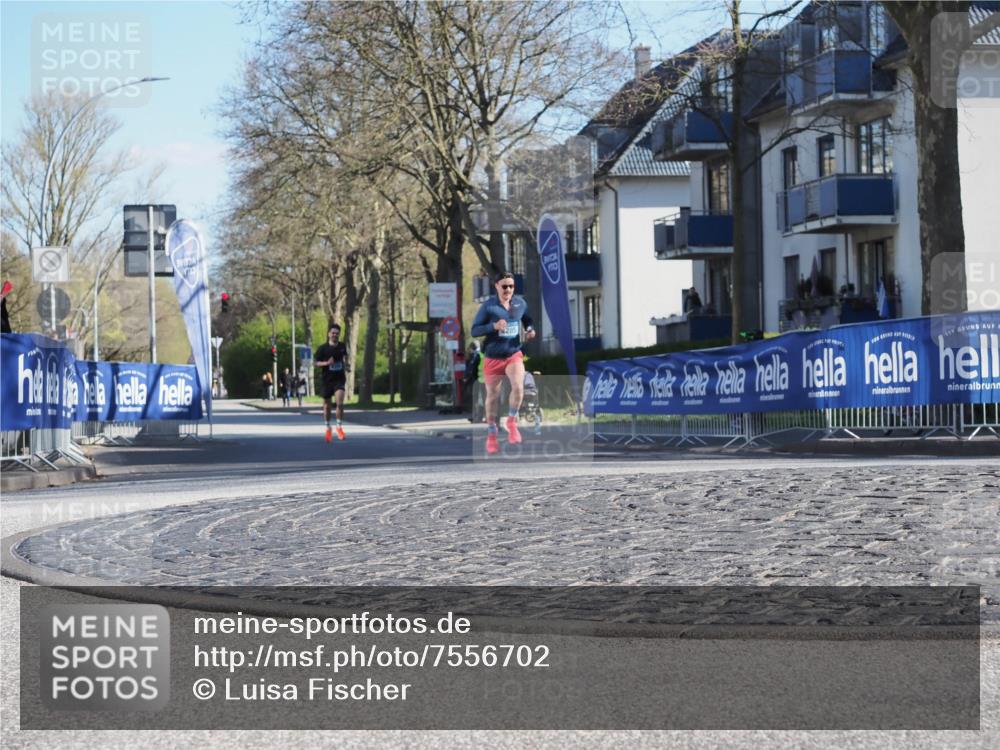06.04.2025 - 44. Internationalen Wilhelmsburger Insellauf Luisa Fischer http://msf.ph/oto/7556702 06.04.2025 10:12:22 Ziel 285 meine-sportfotos.de