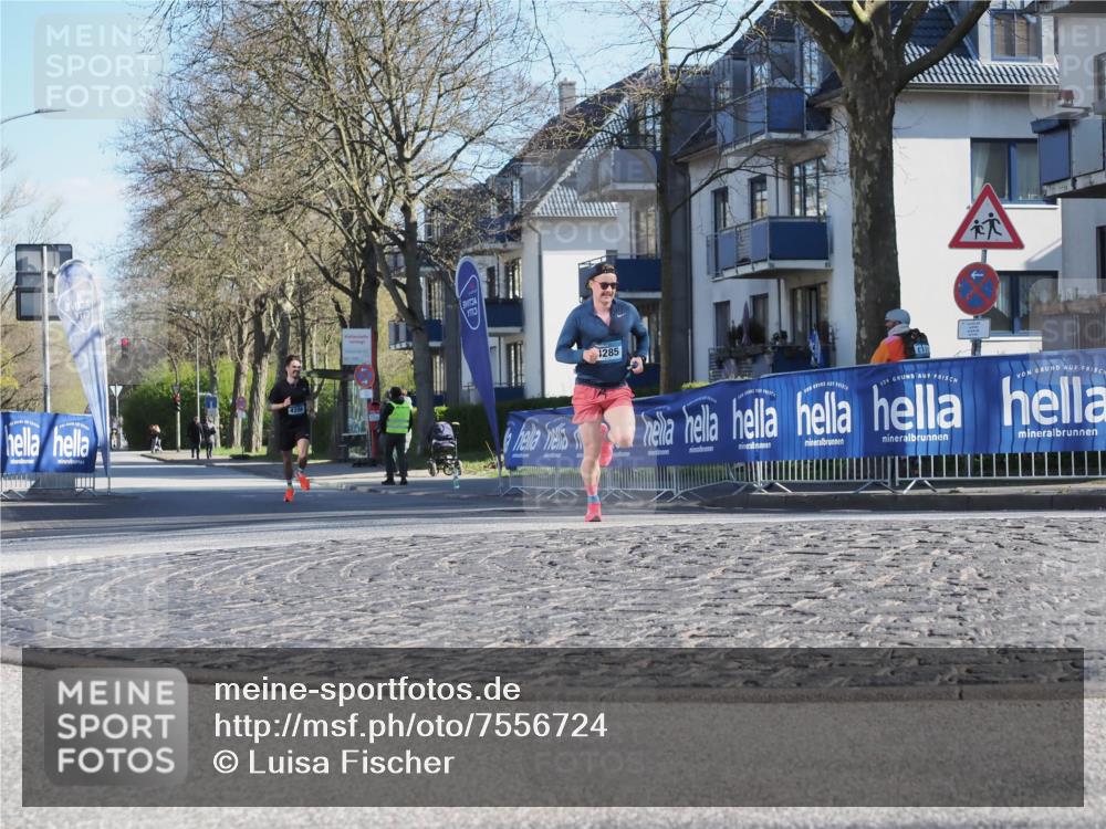 06.04.2025 - 44. Internationalen Wilhelmsburger Insellauf Luisa Fischer http://msf.ph/oto/7556724 06.04.2025 10:12:23 Ziel 4206, 1713, 1285 meine-sportfotos.de