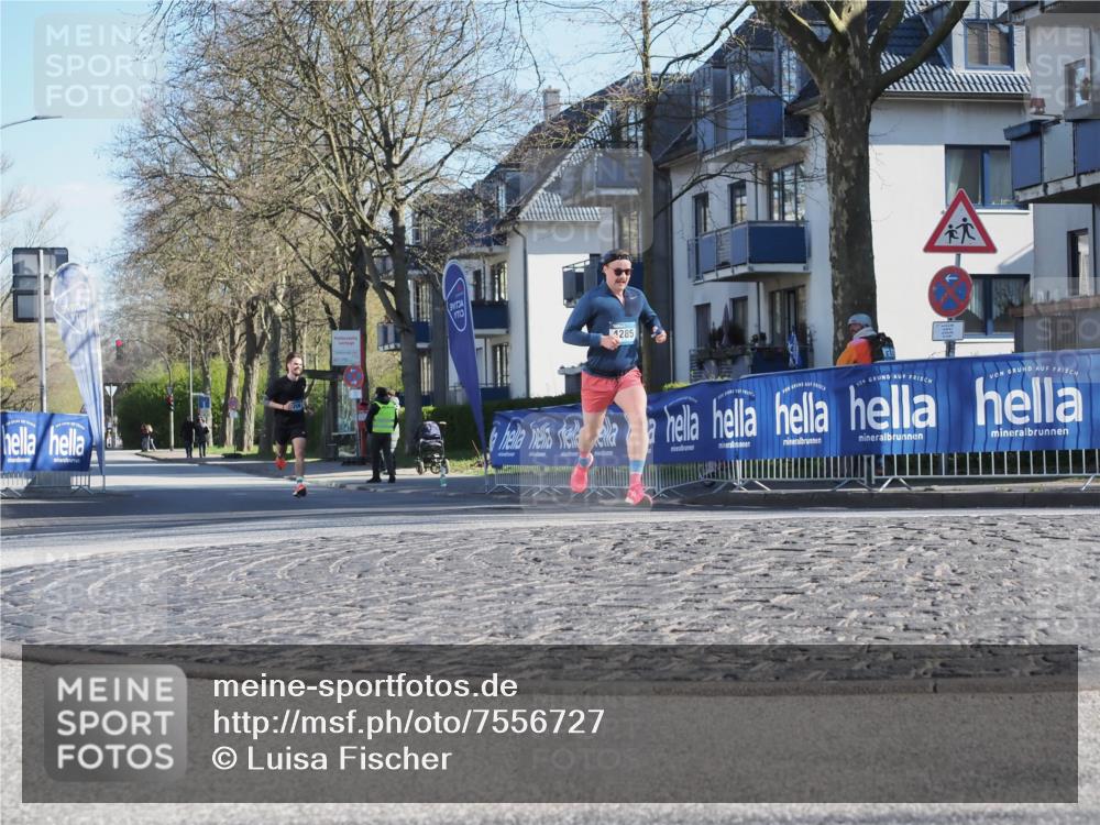06.04.2025 - 44. Internationalen Wilhelmsburger Insellauf Luisa Fischer http://msf.ph/oto/7556727 06.04.2025 10:12:23 Ziel 4285 meine-sportfotos.de