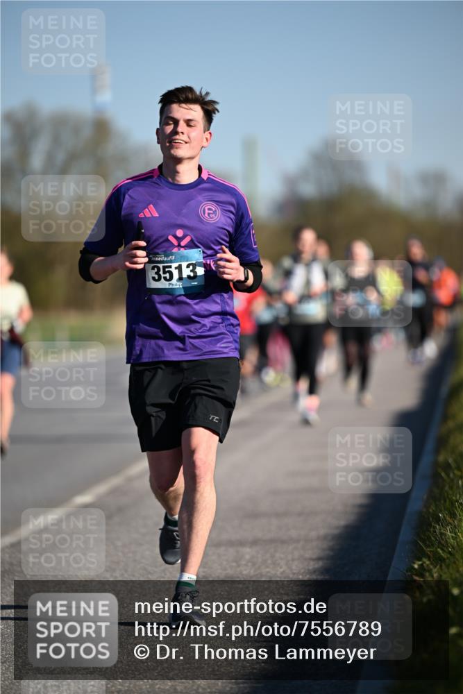06.04.2025 - 44. Internationalen Wilhelmsburger Insellauf Dr. Thomas Lammeyer http://msf.ph/oto/7556789 06.04.2025 09:32:45 Laufen 3513 meine-sportfotos.de