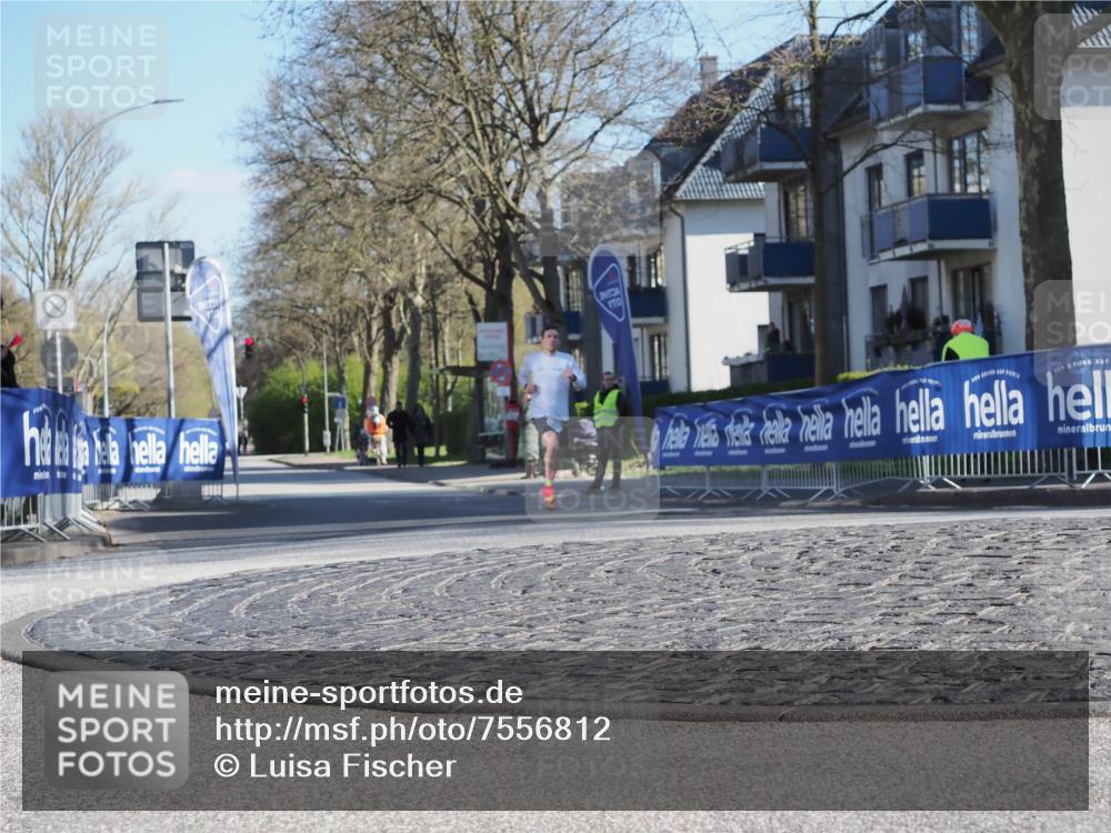 06.04.2025 - 44. Internationalen Wilhelmsburger Insellauf Luisa Fischer http://msf.ph/oto/7556812 06.04.2025 10:12:47 Ziel  meine-sportfotos.de