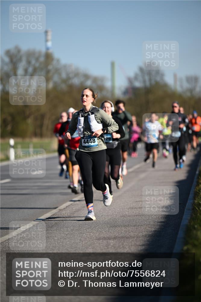 06.04.2025 - 44. Internationalen Wilhelmsburger Insellauf Dr. Thomas Lammeyer http://msf.ph/oto/7556824 06.04.2025 09:32:49 Laufen 4448 meine-sportfotos.de