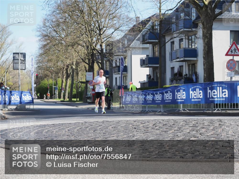 06.04.2025 - 44. Internationalen Wilhelmsburger Insellauf Luisa Fischer http://msf.ph/oto/7556847 06.04.2025 10:13:07 Ziel 4572 meine-sportfotos.de