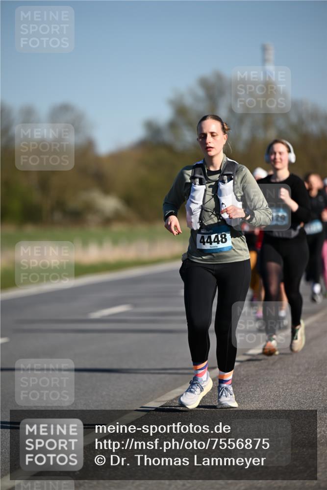 06.04.2025 - 44. Internationalen Wilhelmsburger Insellauf Dr. Thomas Lammeyer http://msf.ph/oto/7556875 06.04.2025 09:32:51 Laufen 4448 meine-sportfotos.de