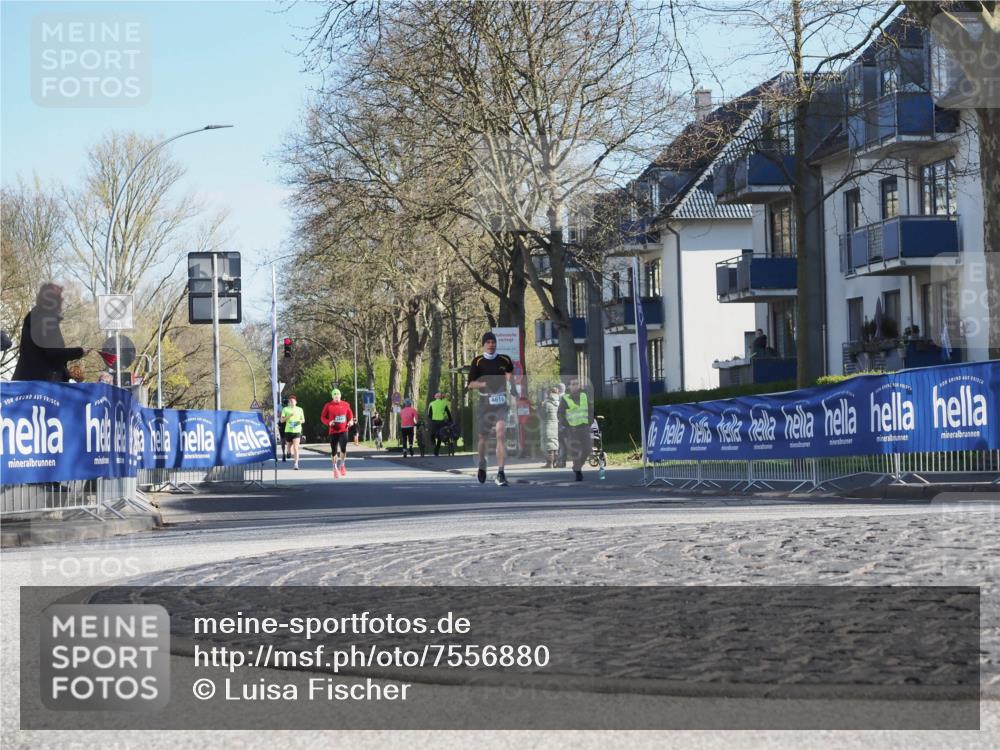 06.04.2025 - 44. Internationalen Wilhelmsburger Insellauf Luisa Fischer http://msf.ph/oto/7556880 06.04.2025 10:13:37 Ziel 4618 meine-sportfotos.de