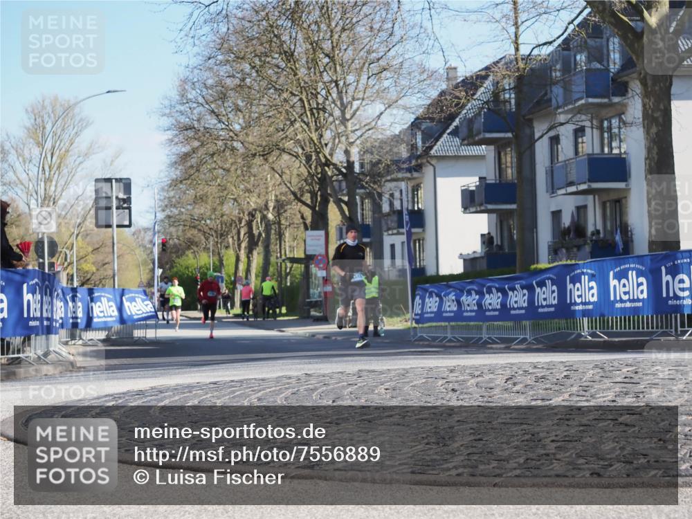 06.04.2025 - 44. Internationalen Wilhelmsburger Insellauf Luisa Fischer http://msf.ph/oto/7556889 06.04.2025 10:13:38 Ziel  meine-sportfotos.de