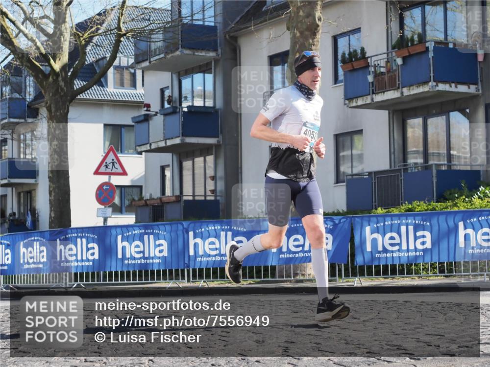 06.04.2025 - 44. Internationalen Wilhelmsburger Insellauf Luisa Fischer http://msf.ph/oto/7556949 06.04.2025 10:13:50 Ziel 4052 meine-sportfotos.de