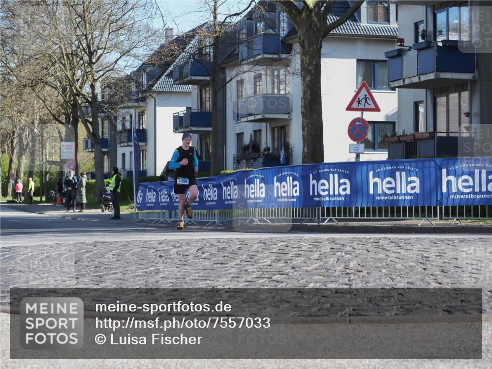 06.04.2025 - 44. Internationalen Wilhelmsburger Insellauf Luisa Fischer http://msf.ph/oto/7557033 06.04.2025 10:14:37 Ziel 3399 meine-sportfotos.de