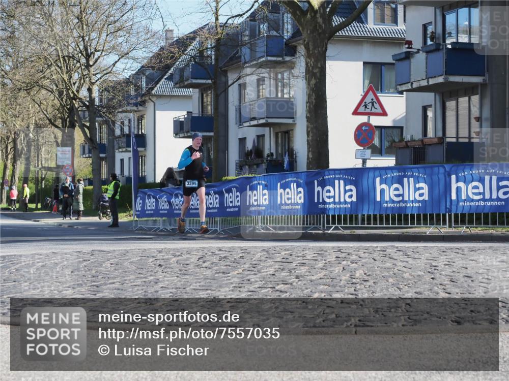 06.04.2025 - 44. Internationalen Wilhelmsburger Insellauf Luisa Fischer http://msf.ph/oto/7557035 06.04.2025 10:14:37 Ziel 3399 meine-sportfotos.de