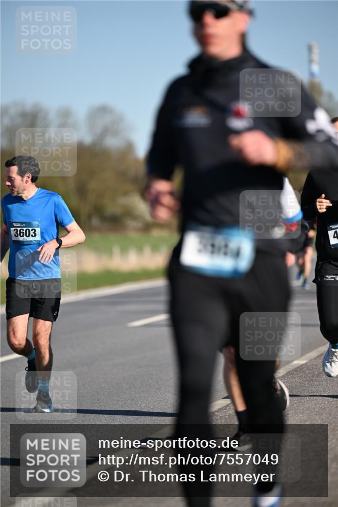 06.04.2025 - 44. Internationalen Wilhelmsburger Insellauf Dr. Thomas Lammeyer http://msf.ph/oto/7557049 06.04.2025 09:33:01 Laufen 3603 meine-sportfotos.de