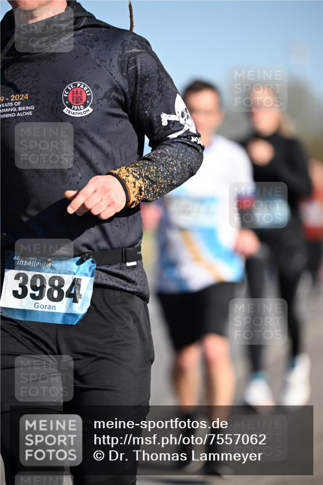 06.04.2025 - 44. Internationalen Wilhelmsburger Insellauf Dr. Thomas Lammeyer http://msf.ph/oto/7557062 06.04.2025 09:33:02 Laufen 9, 2024, 1910, 3984 meine-sportfotos.de