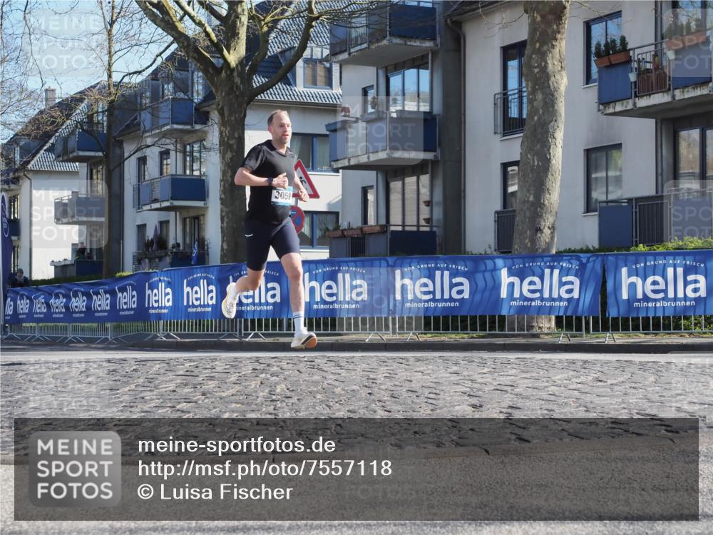 06.04.2025 - 44. Internationalen Wilhelmsburger Insellauf Luisa Fischer http://msf.ph/oto/7557118 06.04.2025 10:15:05 Ziel 3059 meine-sportfotos.de