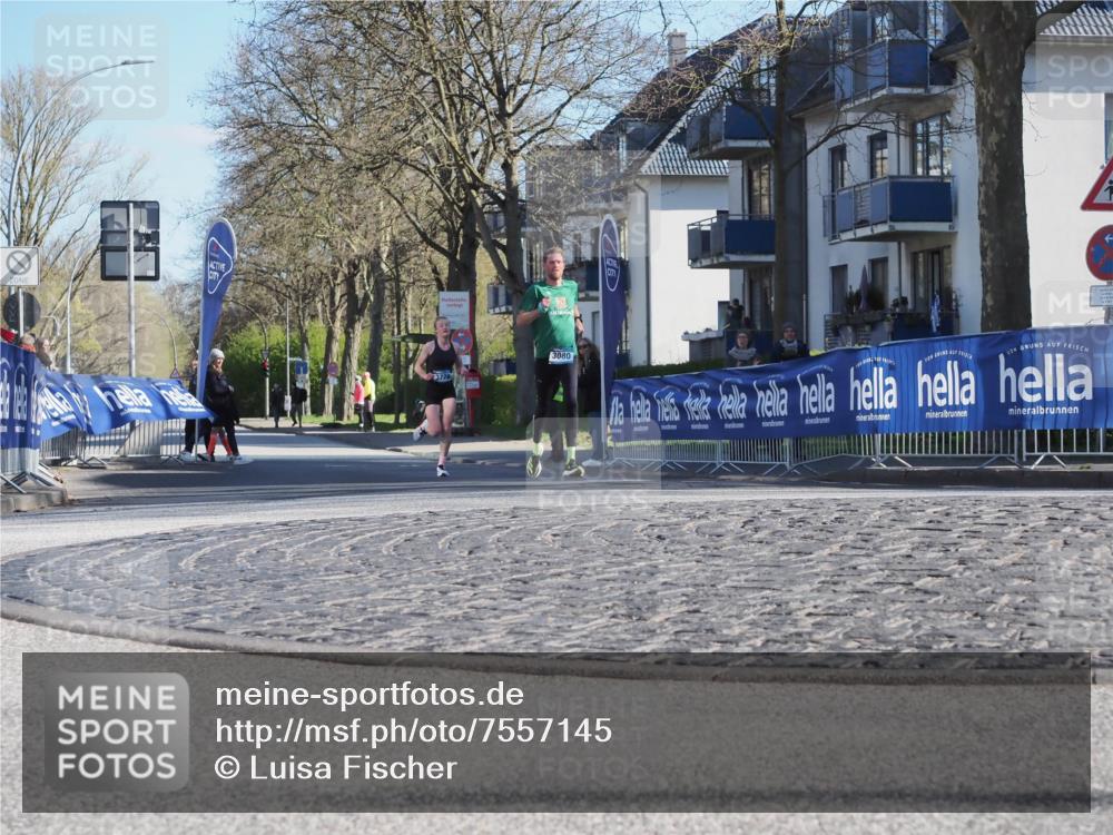 06.04.2025 - 44. Internationalen Wilhelmsburger Insellauf Luisa Fischer http://msf.ph/oto/7557145 06.04.2025 10:15:13 Ziel 3080 meine-sportfotos.de