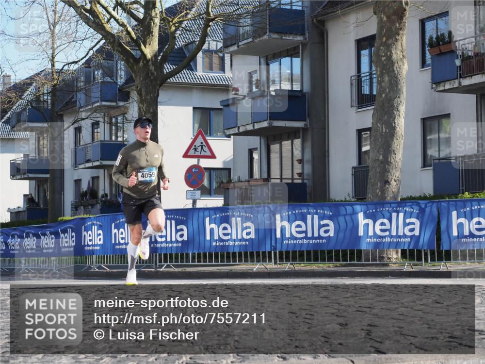 06.04.2025 - 44. Internationalen Wilhelmsburger Insellauf Luisa Fischer http://msf.ph/oto/7557211 06.04.2025 10:15:40 Ziel 4059 meine-sportfotos.de