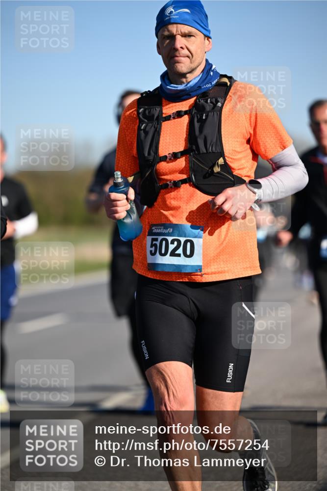 06.04.2025 - 44. Internationalen Wilhelmsburger Insellauf Dr. Thomas Lammeyer http://msf.ph/oto/7557254 06.04.2025 09:33:13 Laufen 5020 meine-sportfotos.de
