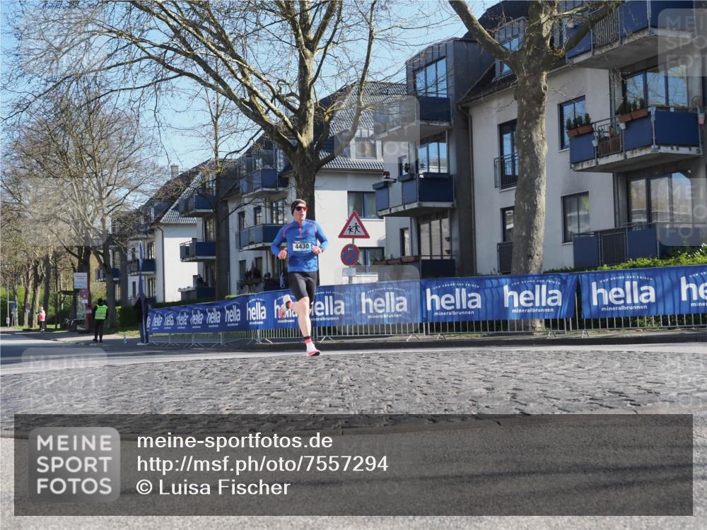 06.04.2025 - 44. Internationalen Wilhelmsburger Insellauf Luisa Fischer http://msf.ph/oto/7557294 06.04.2025 10:16:15 Ziel 4430 meine-sportfotos.de