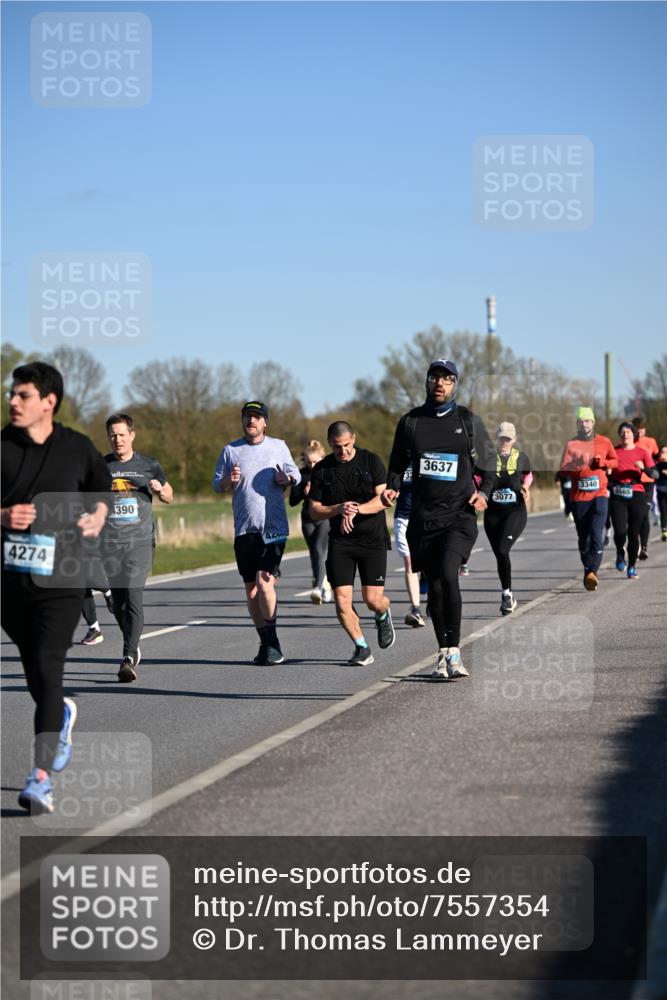06.04.2025 - 44. Internationalen Wilhelmsburger Insellauf Dr. Thomas Lammeyer http://msf.ph/oto/7557354 06.04.2025 09:33:22 Laufen 4274, 390, 420, 3637, 3077, 3340, 5665 meine-sportfotos.de