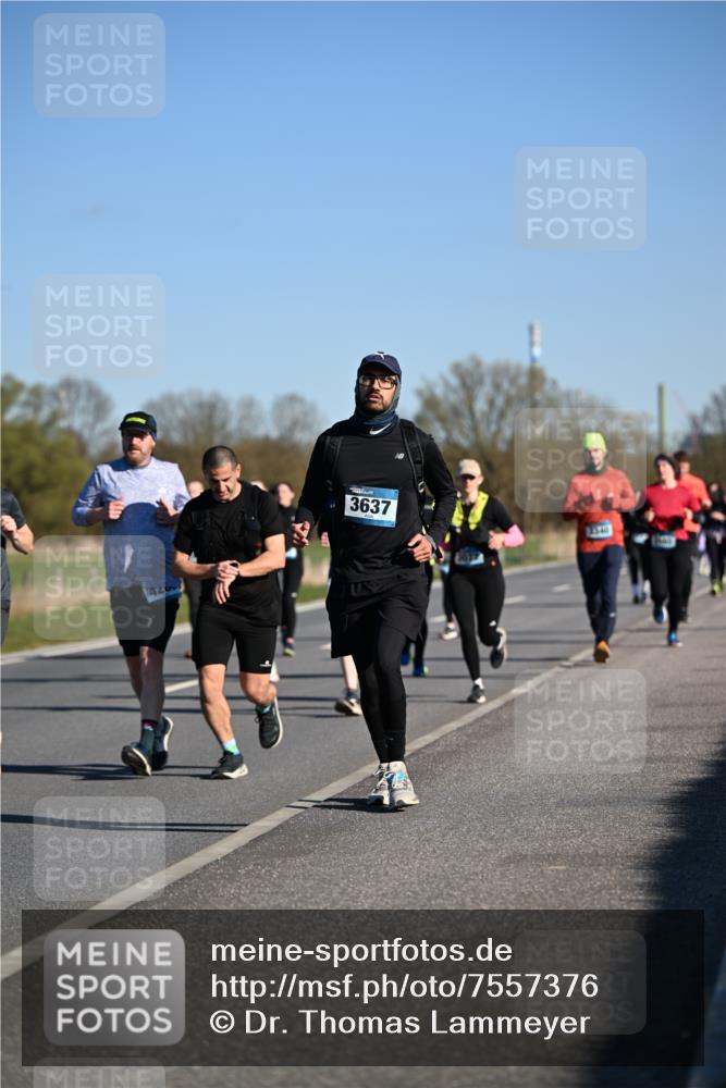 06.04.2025 - 44. Internationalen Wilhelmsburger Insellauf Dr. Thomas Lammeyer http://msf.ph/oto/7557376 06.04.2025 09:33:23 Laufen 1420, 3637 meine-sportfotos.de