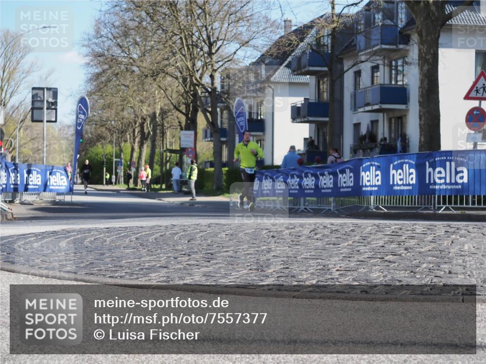06.04.2025 - 44. Internationalen Wilhelmsburger Insellauf Luisa Fischer http://msf.ph/oto/7557377 06.04.2025 10:17:07 Ziel  meine-sportfotos.de
