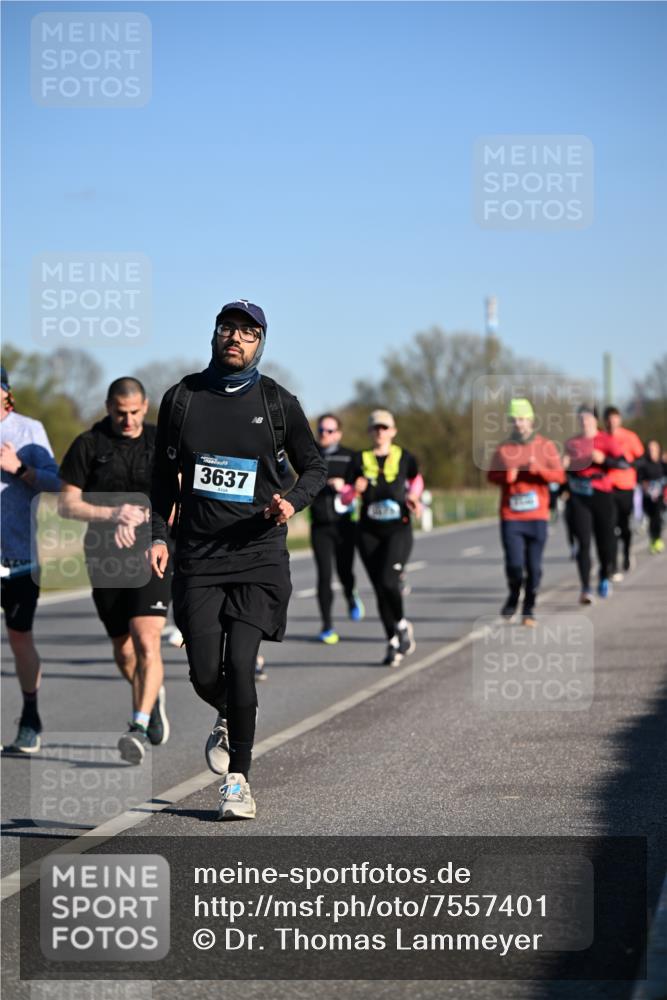 06.04.2025 - 44. Internationalen Wilhelmsburger Insellauf Dr. Thomas Lammeyer http://msf.ph/oto/7557401 06.04.2025 09:33:24 Laufen 3637 meine-sportfotos.de