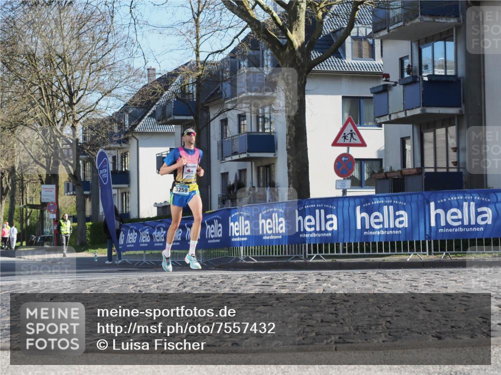 06.04.2025 - 44. Internationalen Wilhelmsburger Insellauf Luisa Fischer http://msf.ph/oto/7557432 06.04.2025 10:17:21 Ziel 3259 meine-sportfotos.de