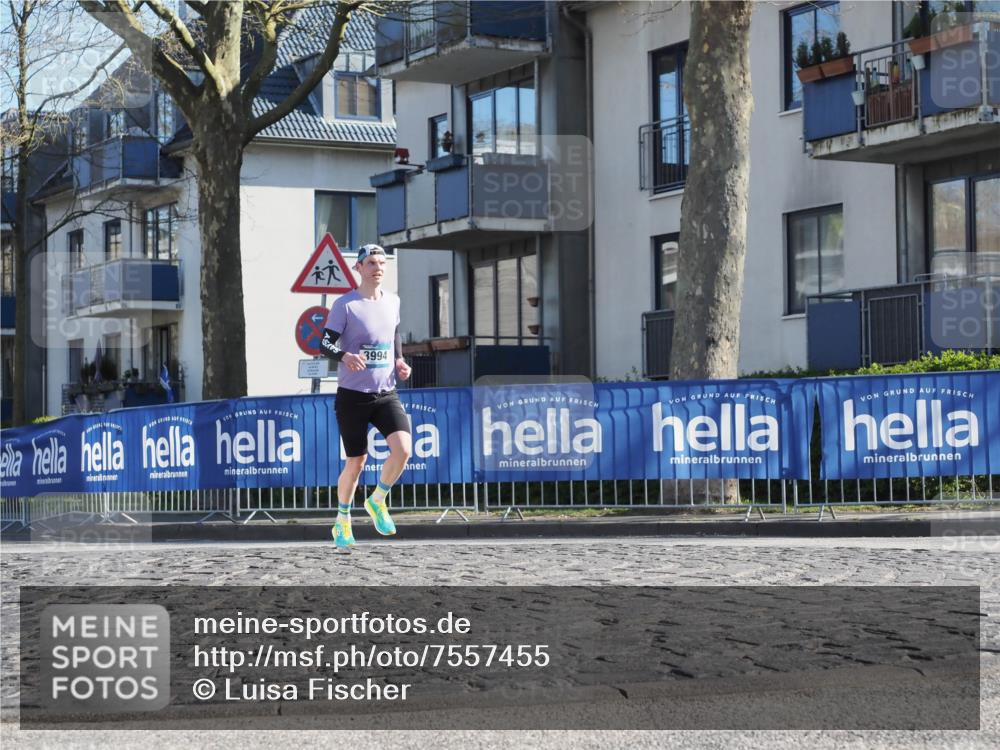 06.04.2025 - 44. Internationalen Wilhelmsburger Insellauf Luisa Fischer http://msf.ph/oto/7557455 06.04.2025 10:17:54 Ziel 3994 meine-sportfotos.de